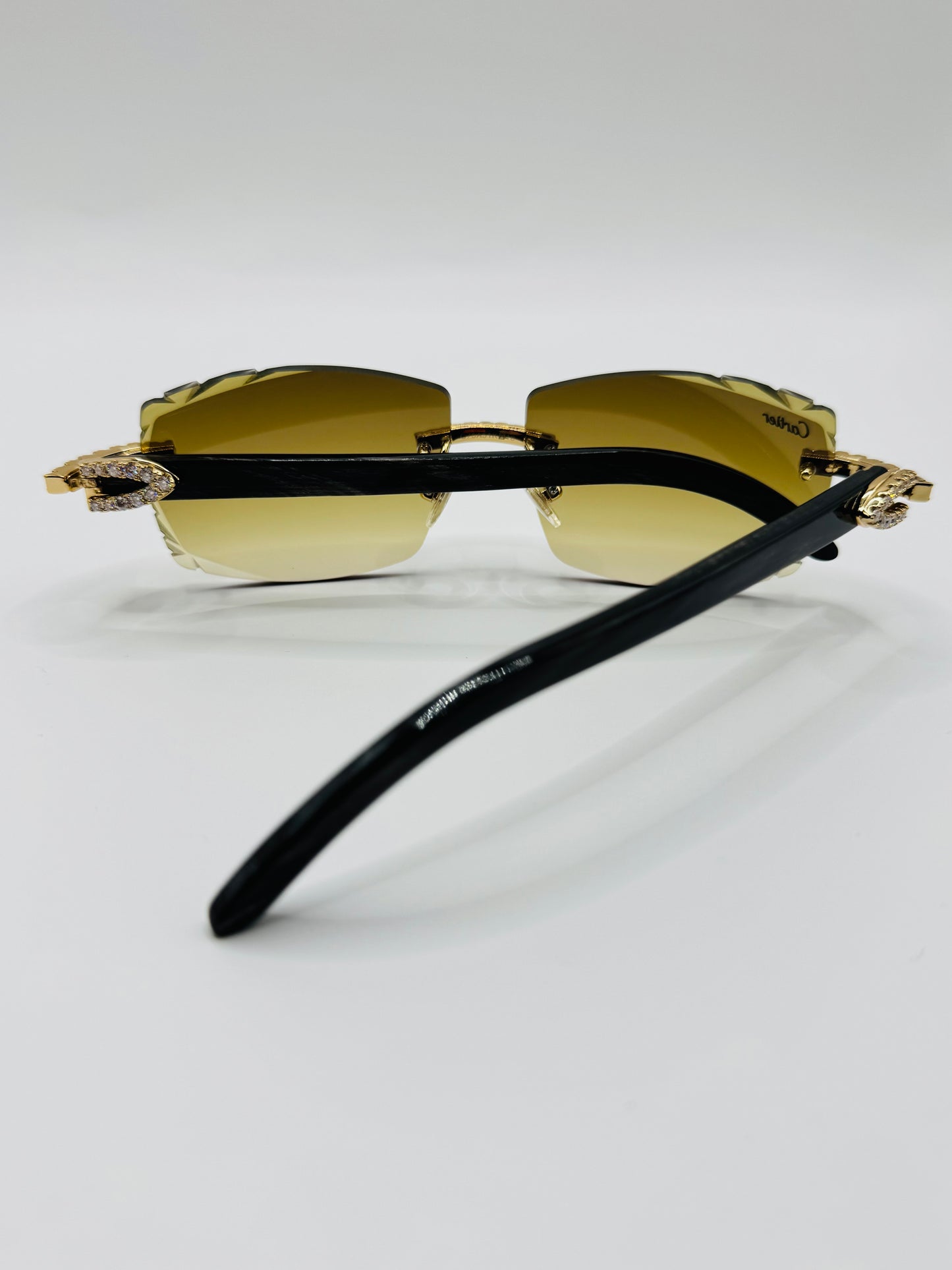 Moissanite Black buffs