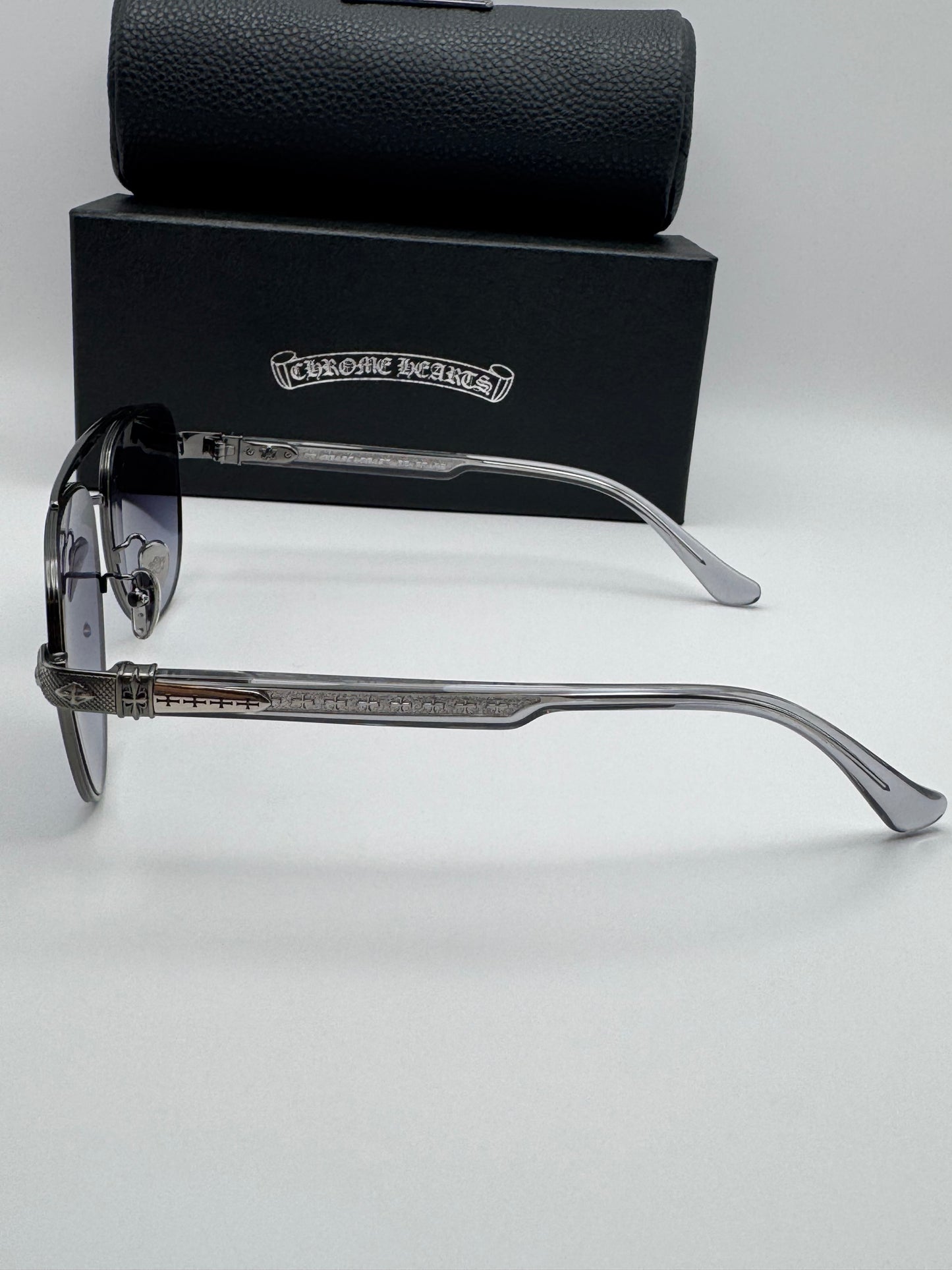 Cross glasses CH