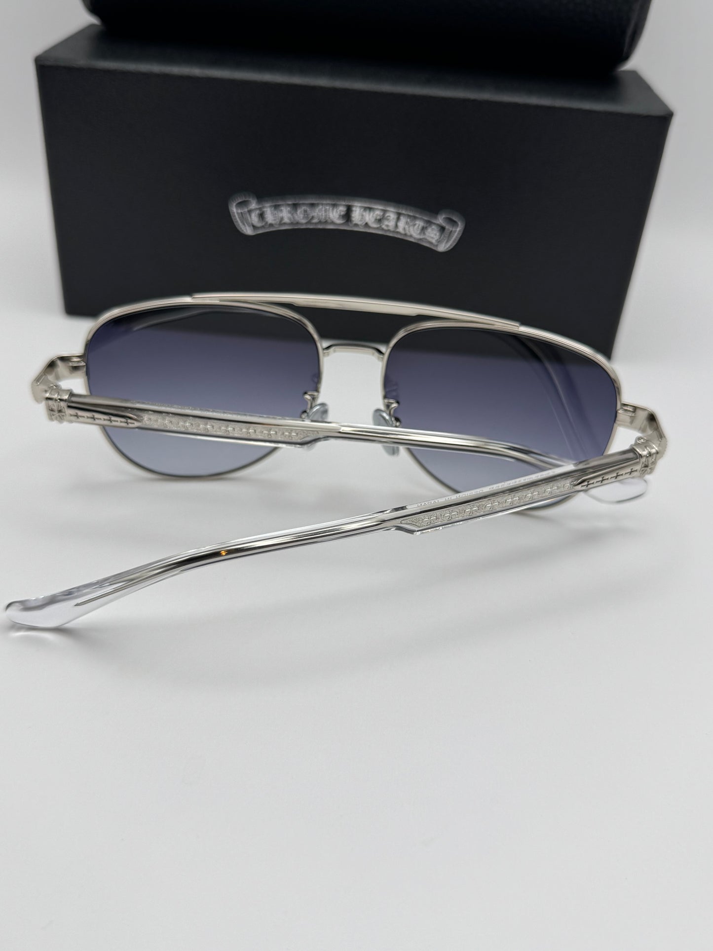 Cross glasses CH