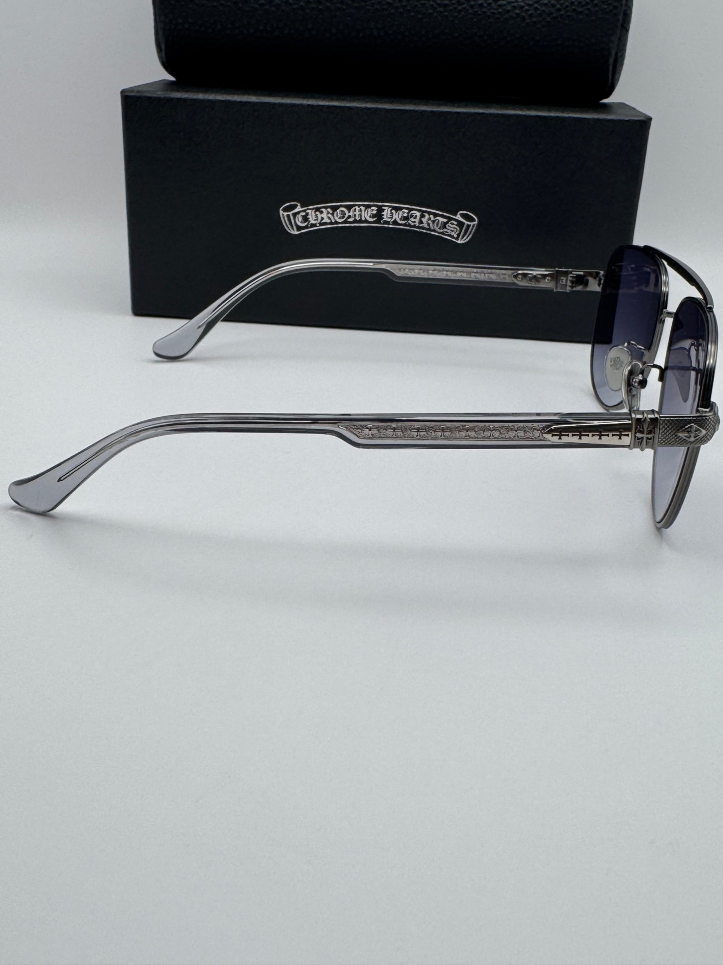 Cross glasses CH