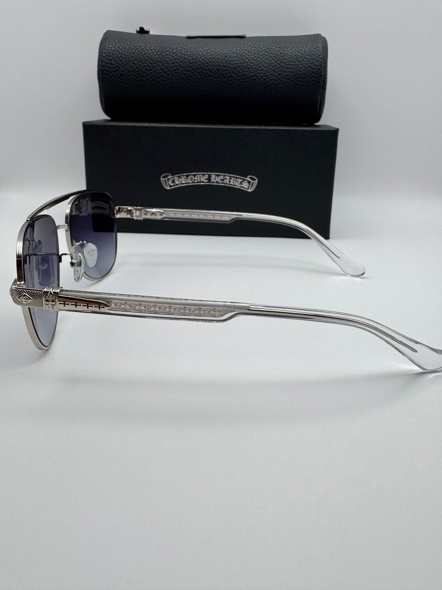 Cross glasses CH