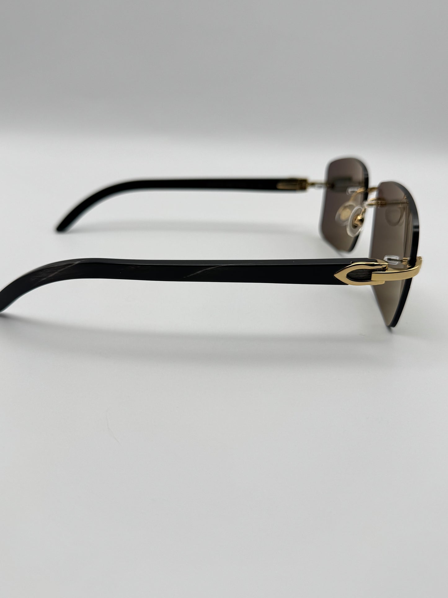 Black buffs Sunglasses Mirror style