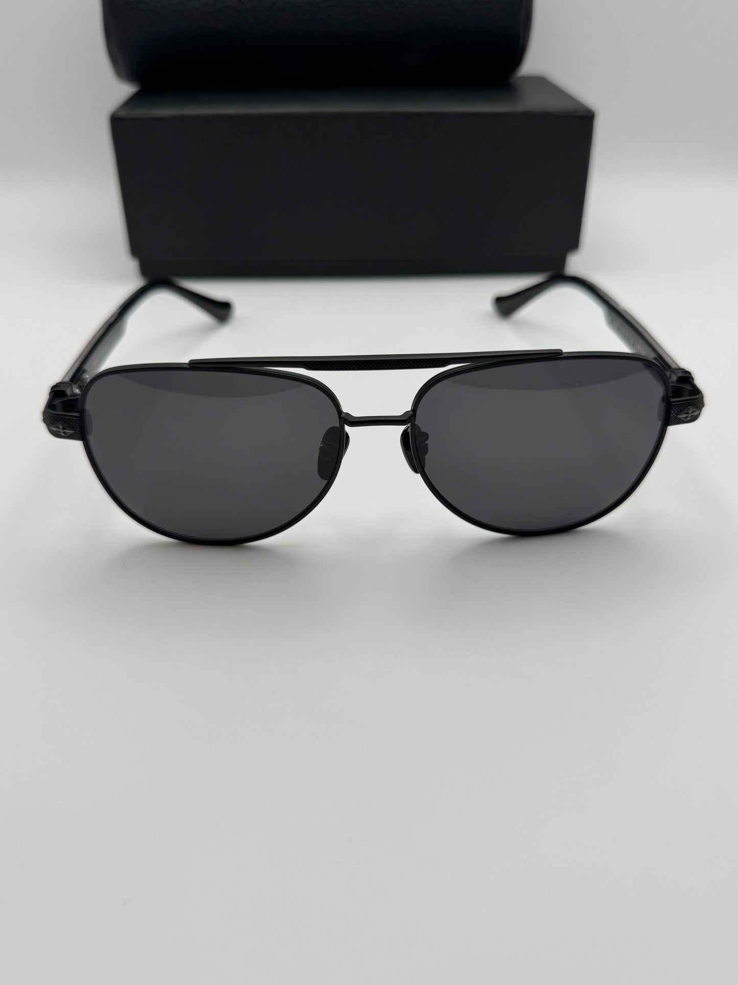 Cross glasses CH
