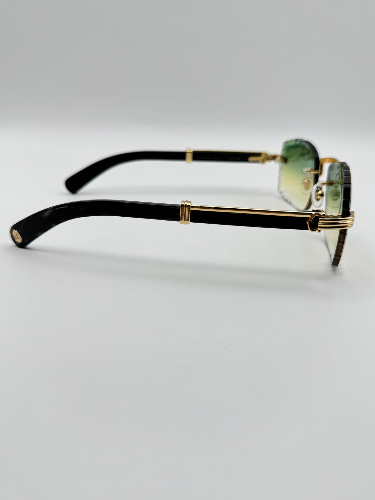 PREMIERE Black Buffs