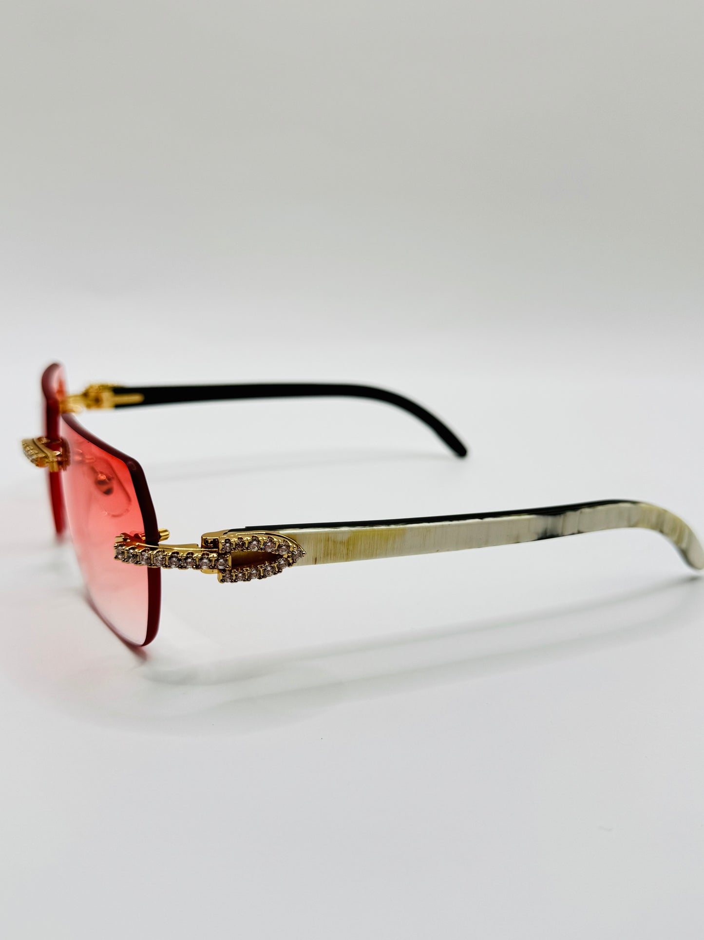 Iced out White Buffs