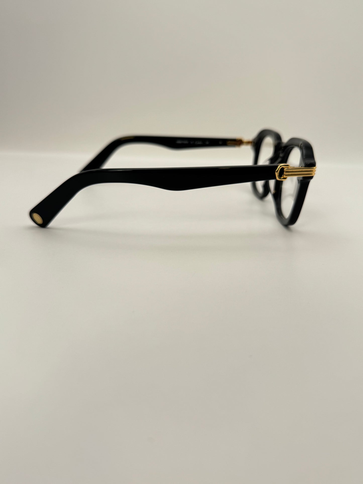 Acetate Glasses