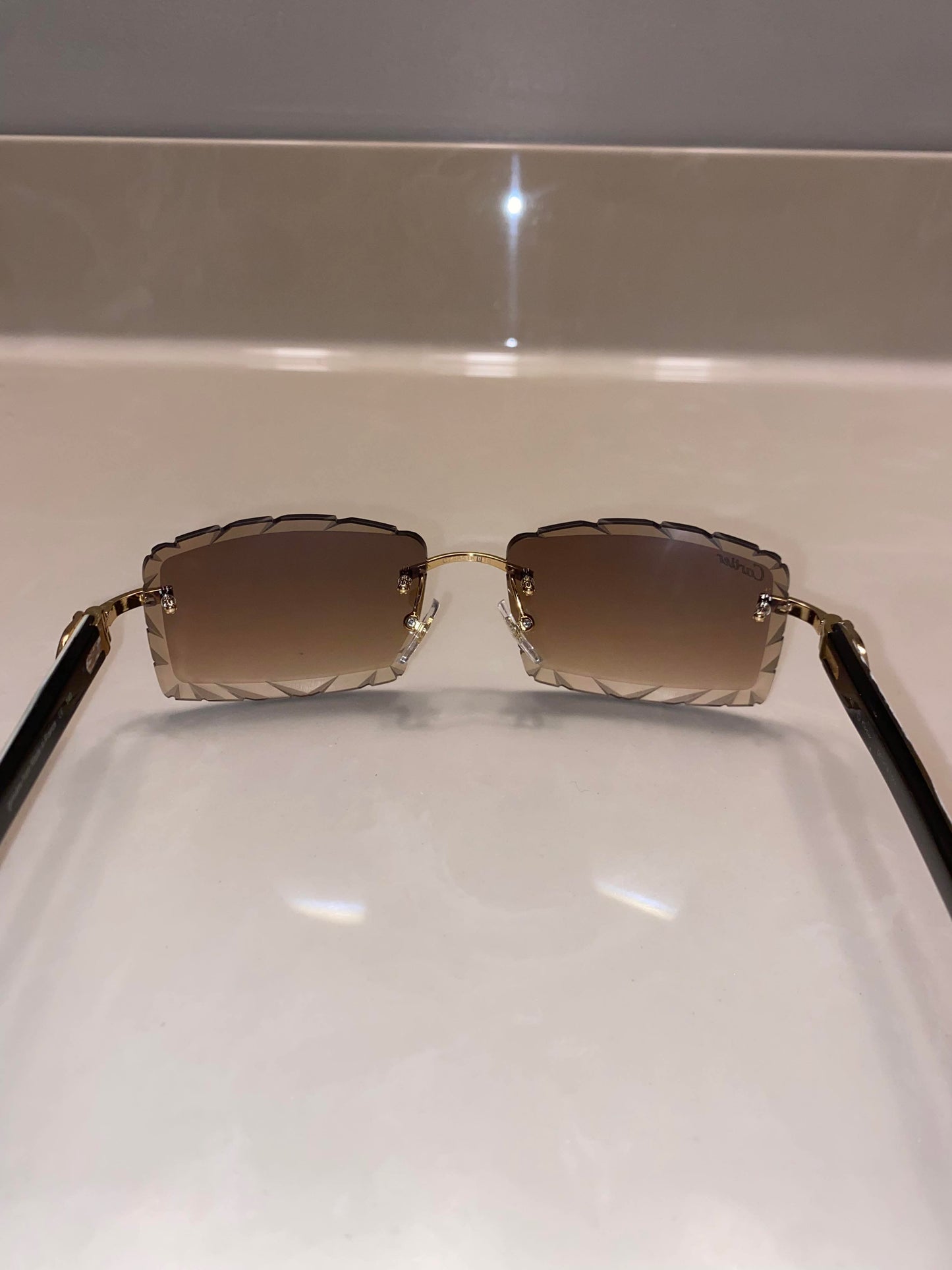 Diamond cut white buffs