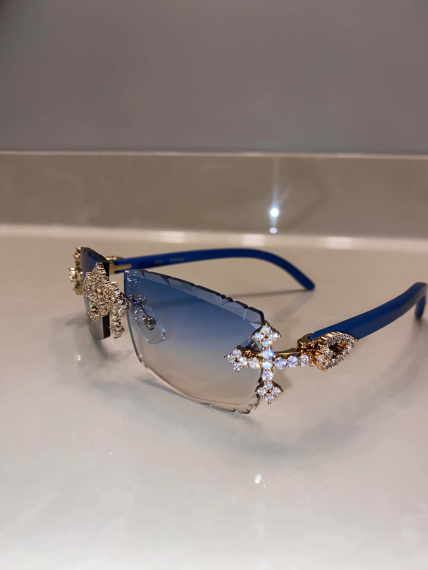 Iced out Cross glasses