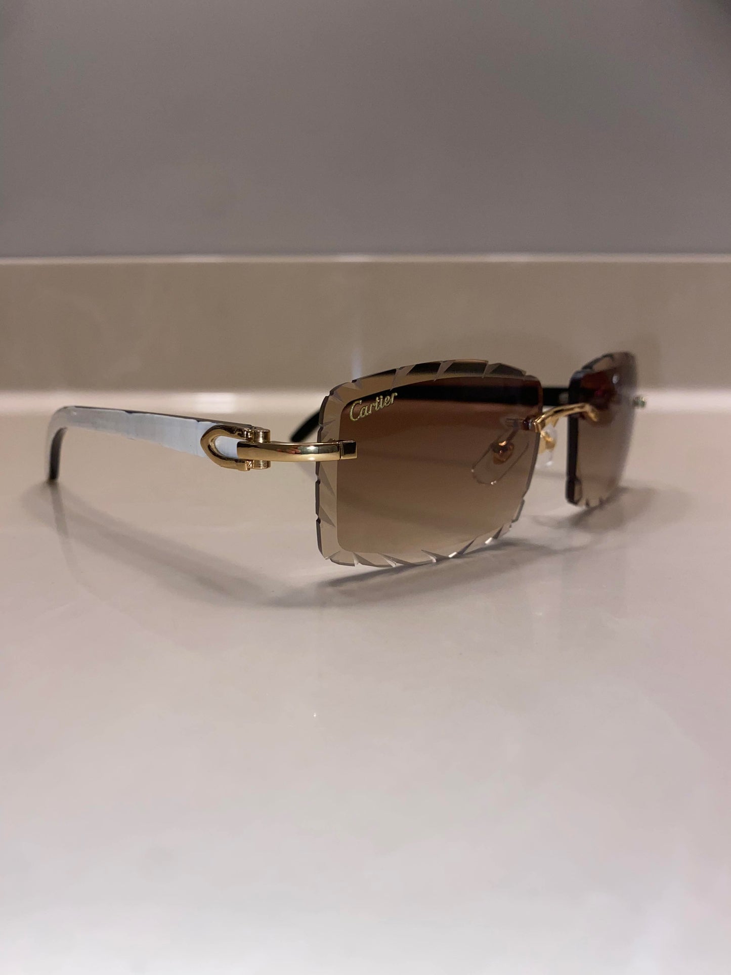 Diamond cut white buffs