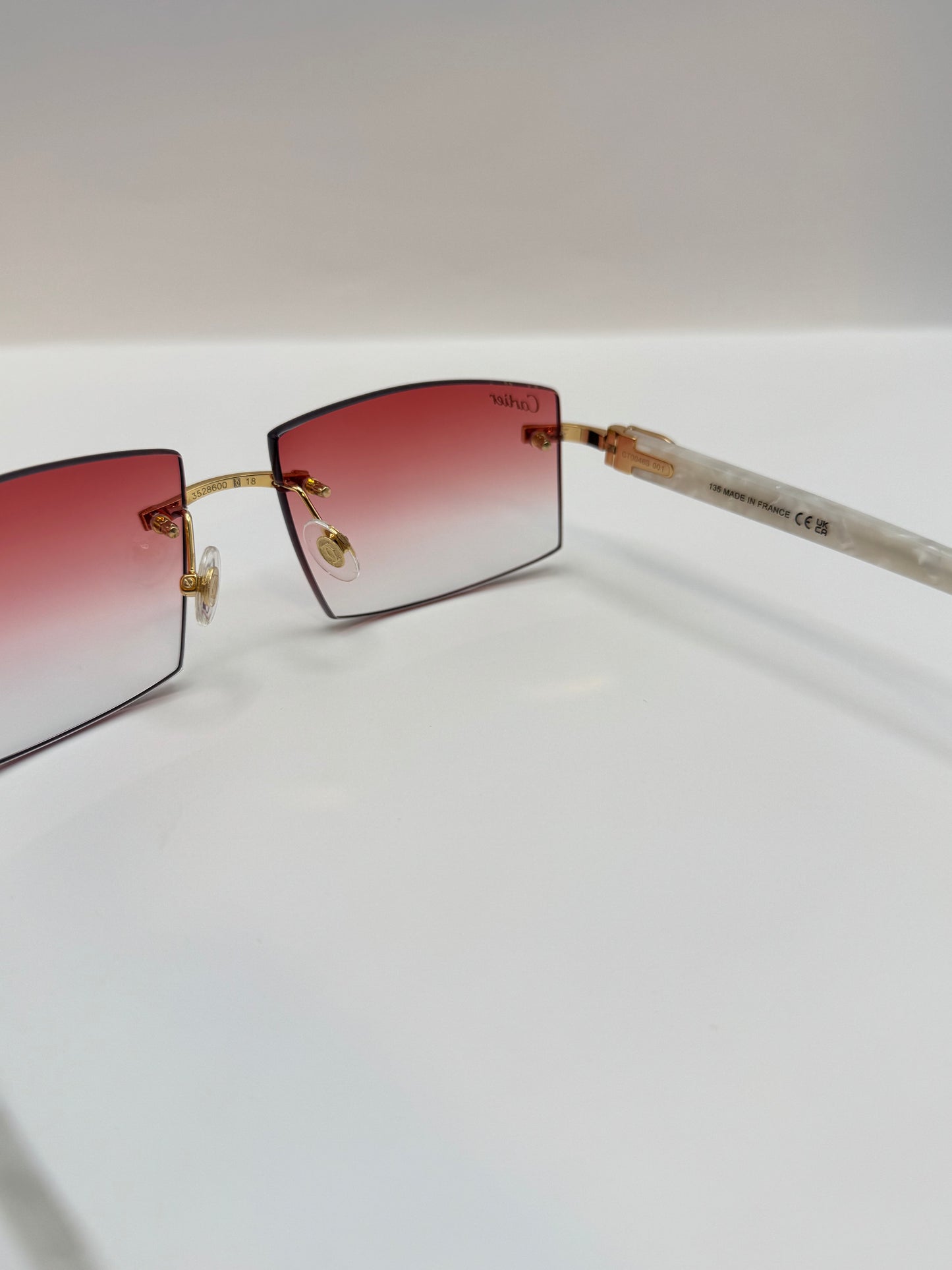 White acetate sunglasses