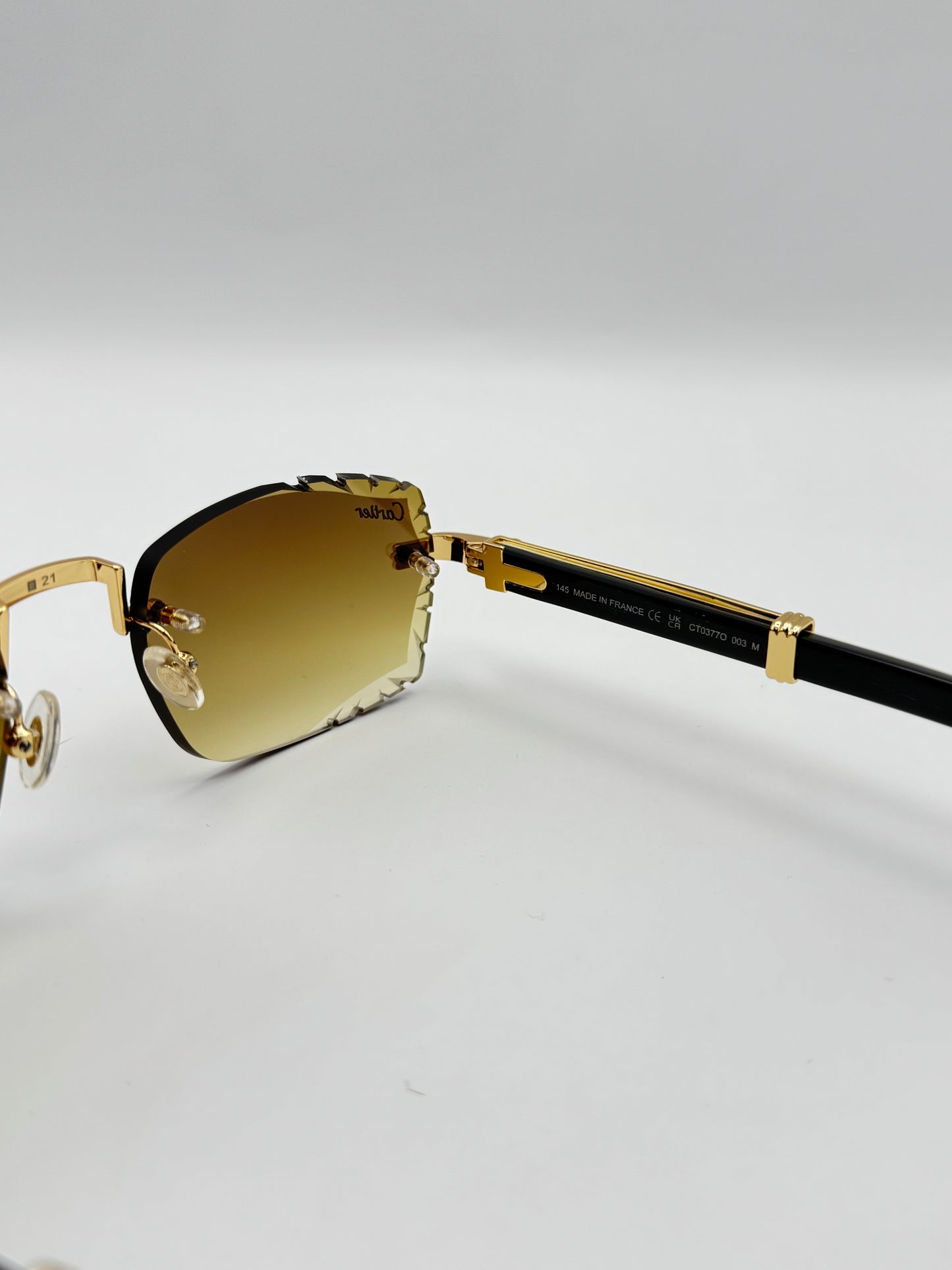 PREMIERE White Buffs