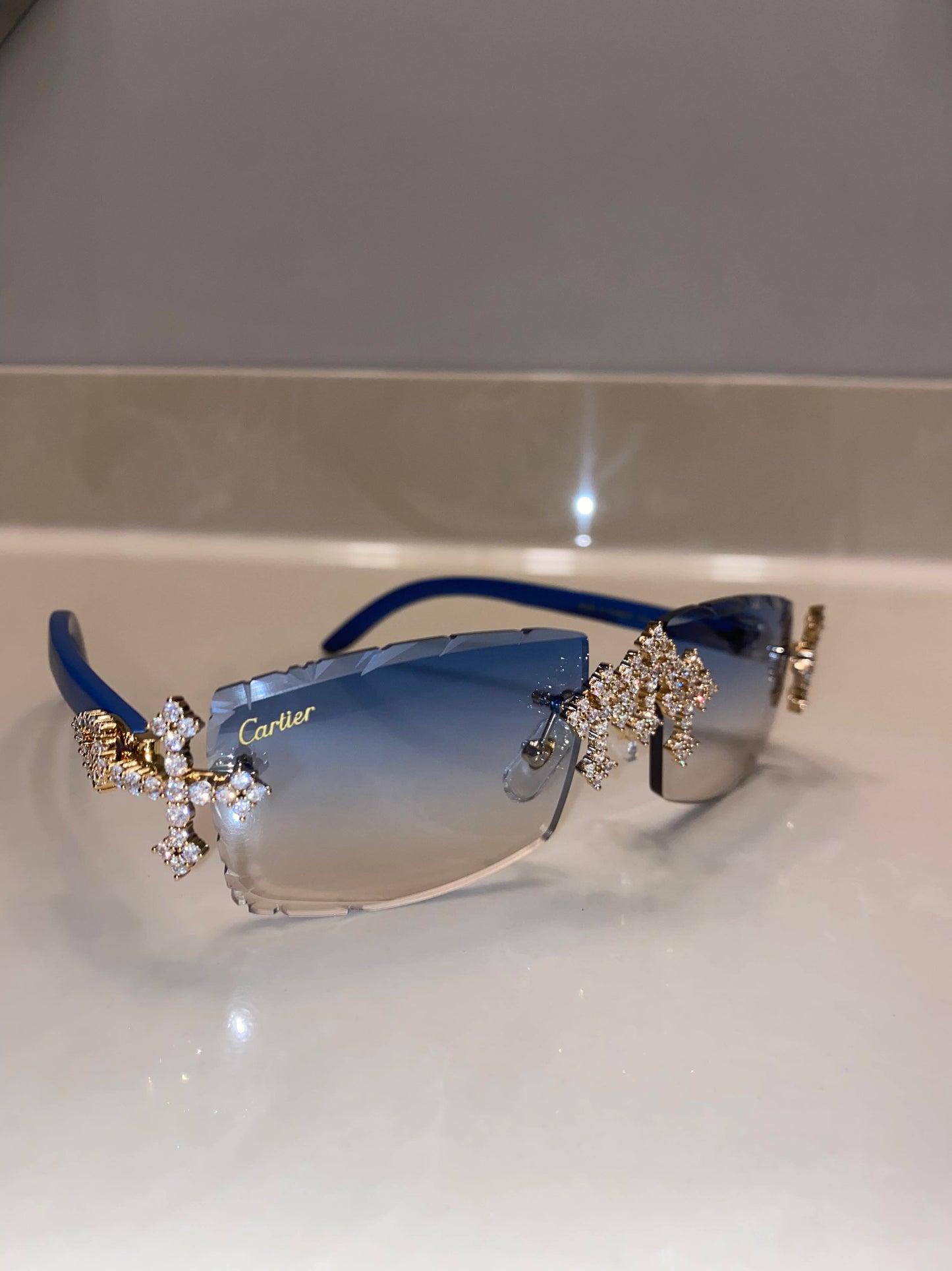 Iced out Cross glasses