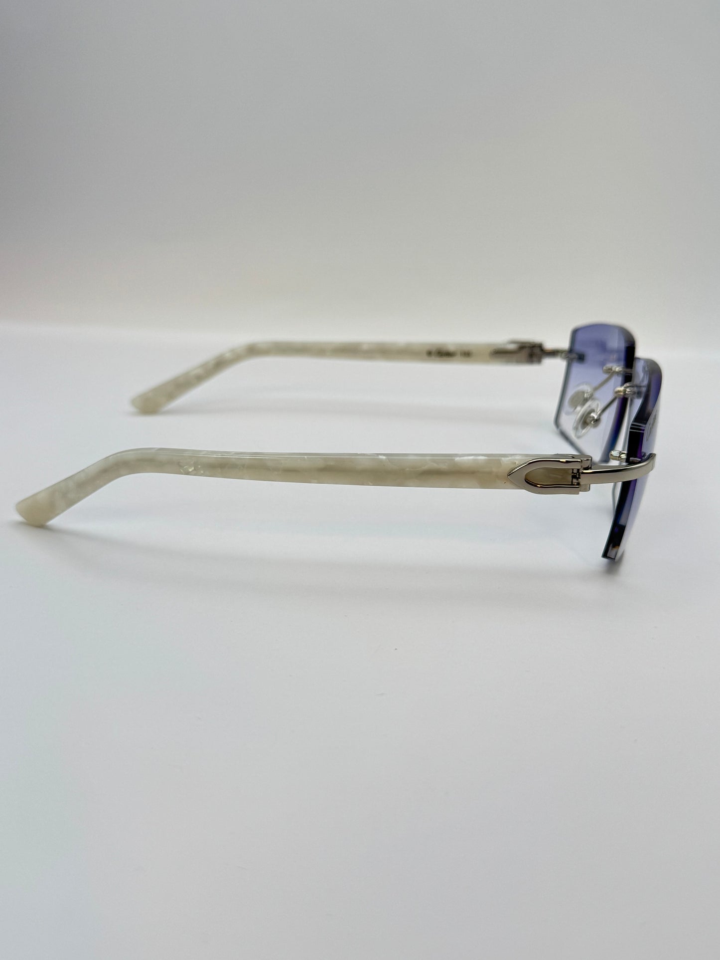 White acetate sunglasses