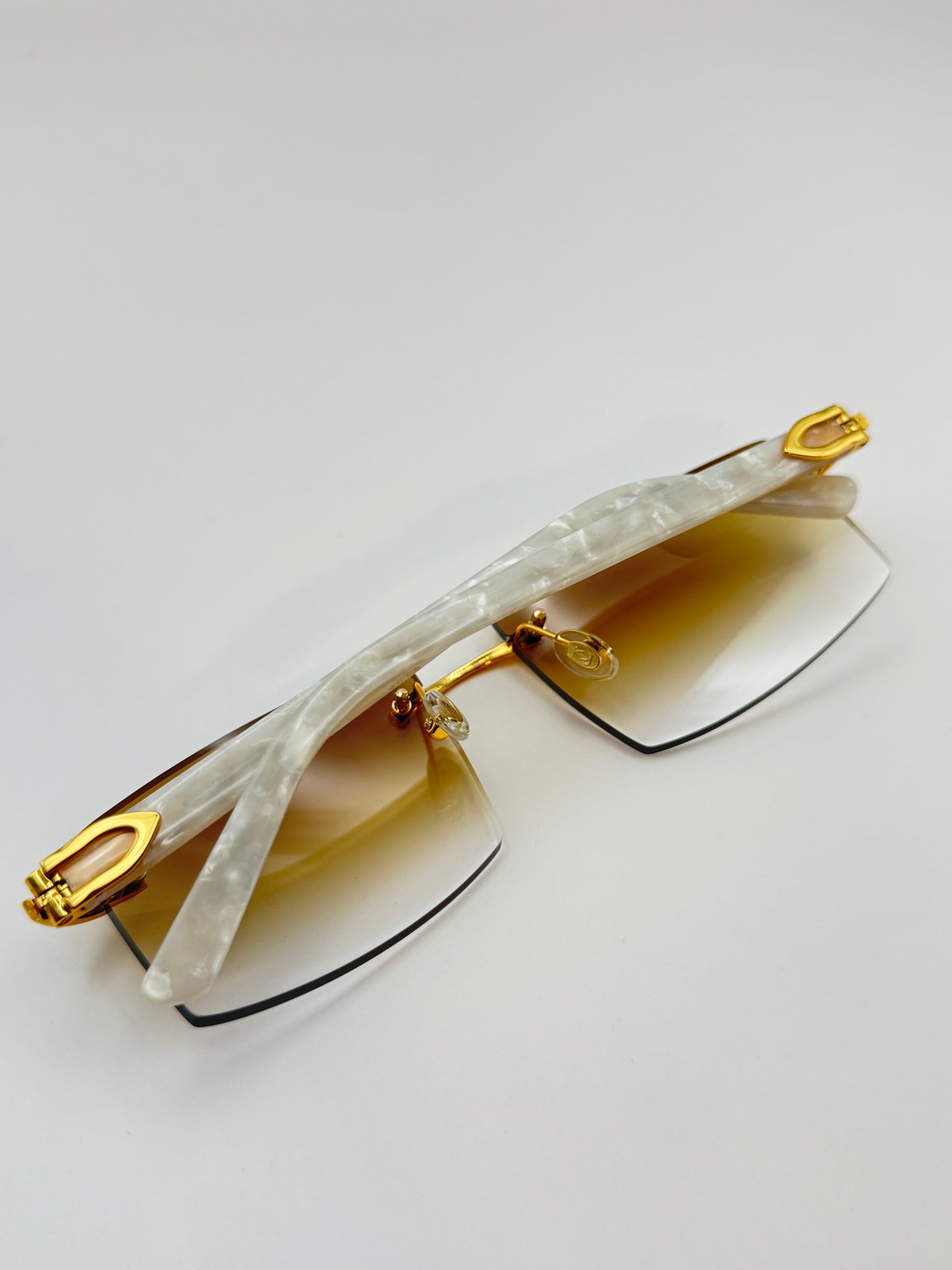 White acetate sunglasses