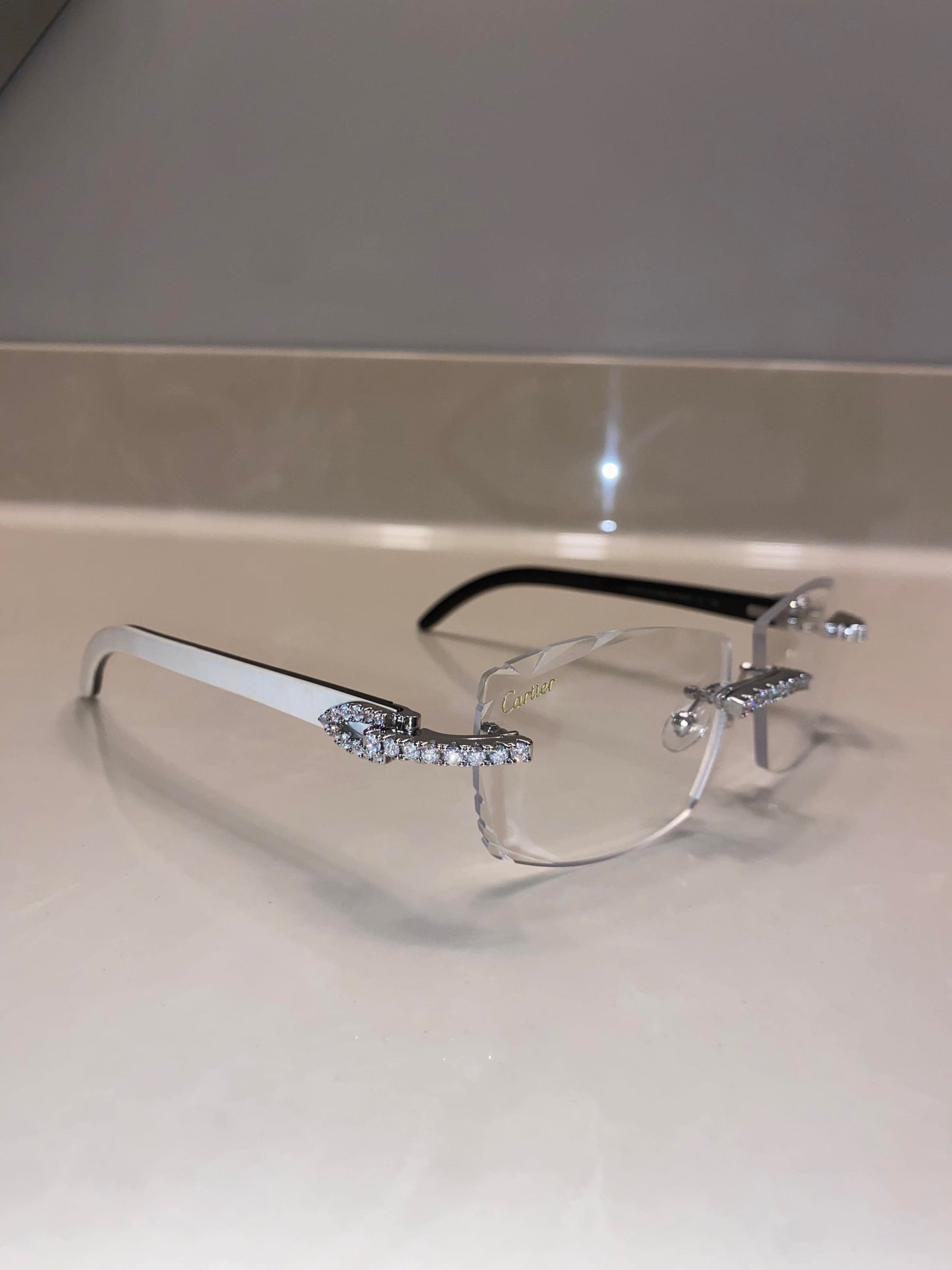 Moissanite white buffs