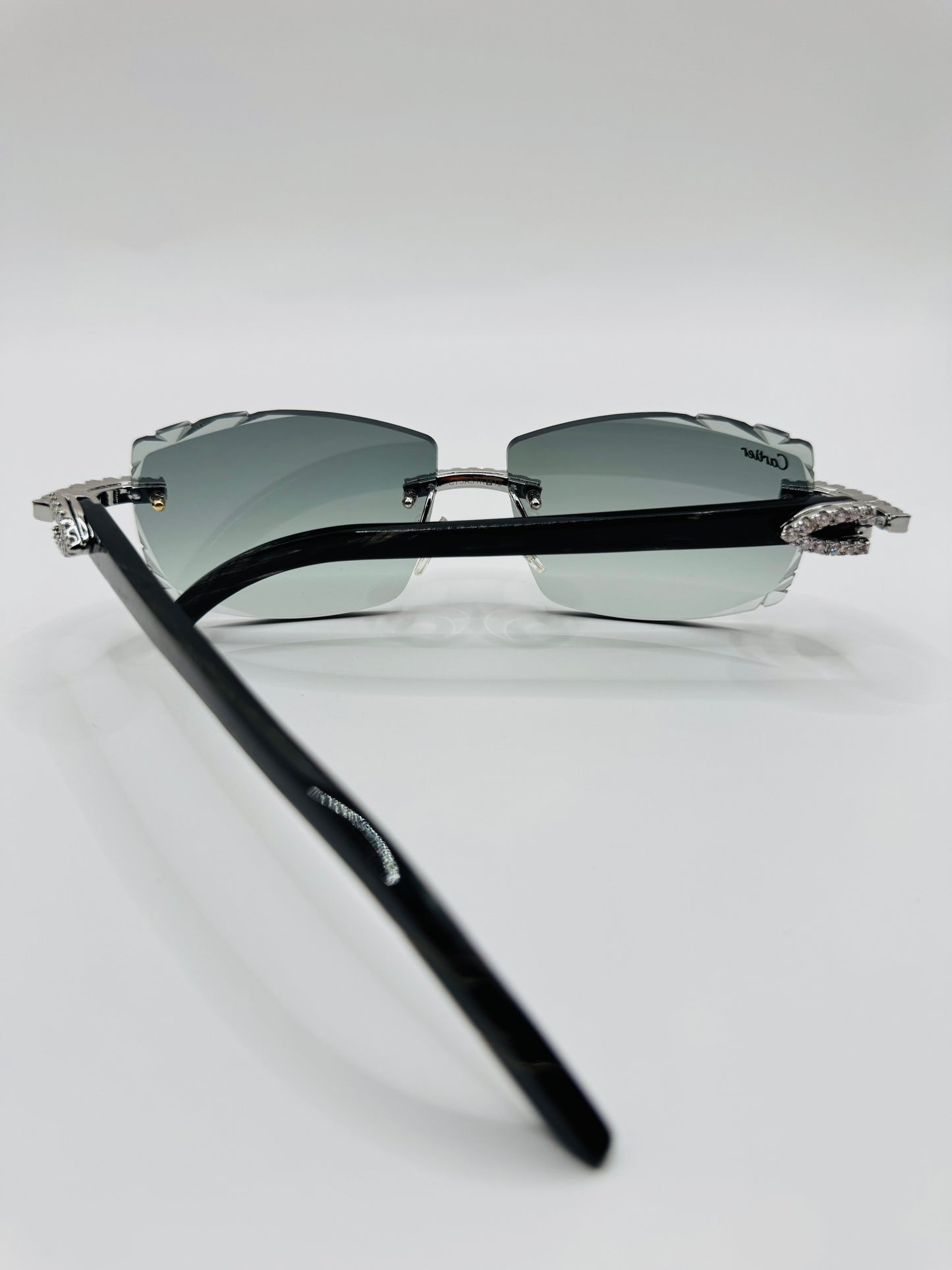 Moissanite Black buffs