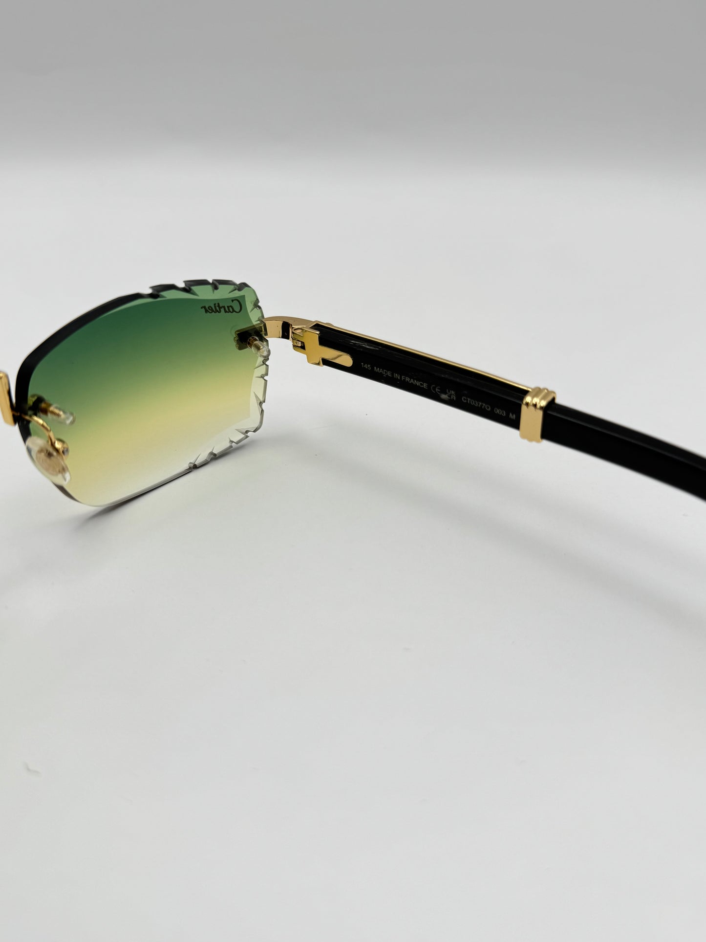 PREMIERE Black Buffs