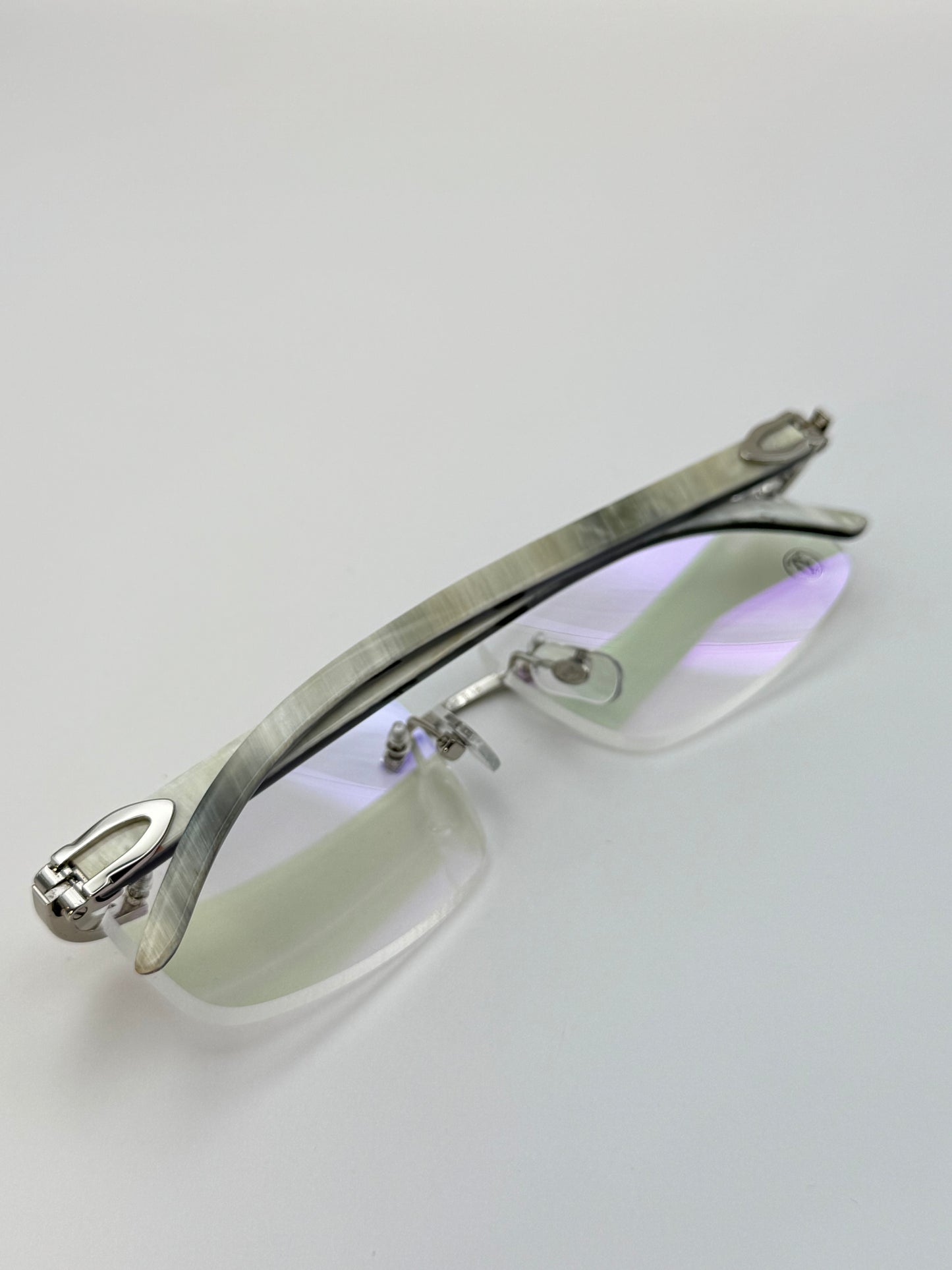 White buff Sunglasses 140mm