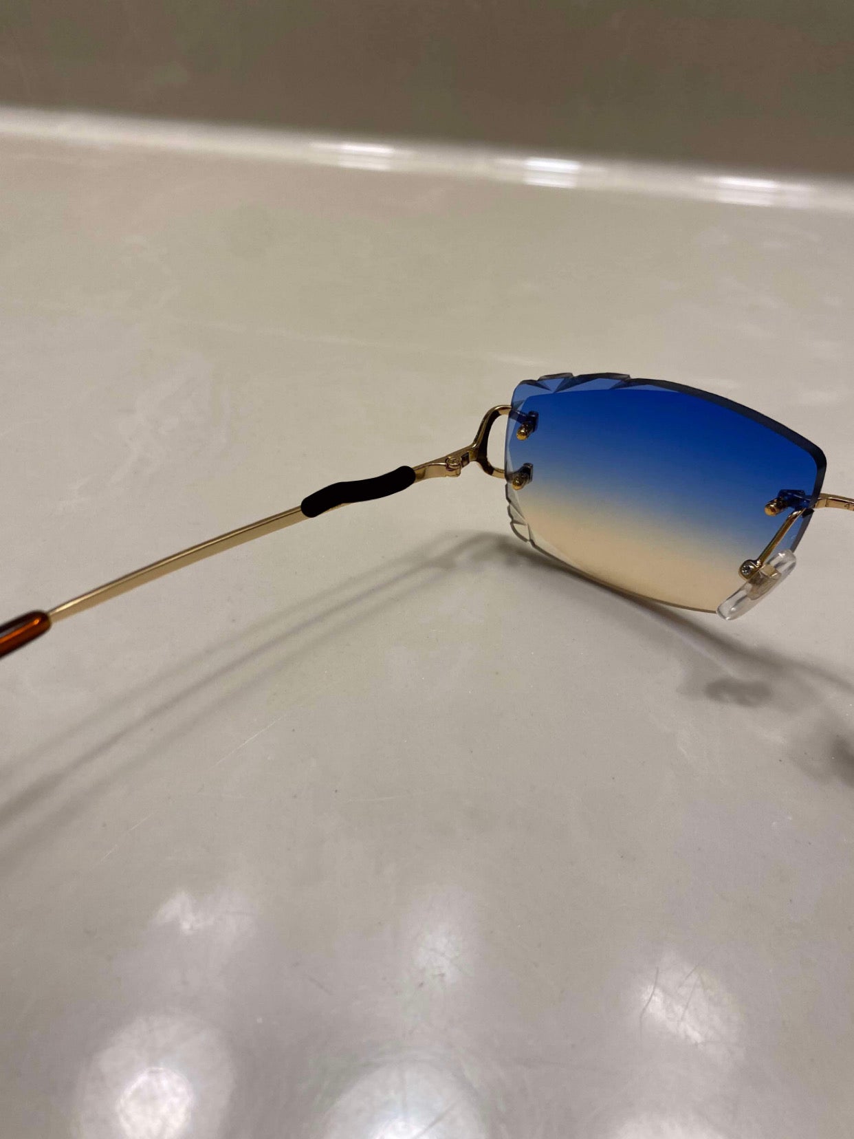 Big C wire sunglasses