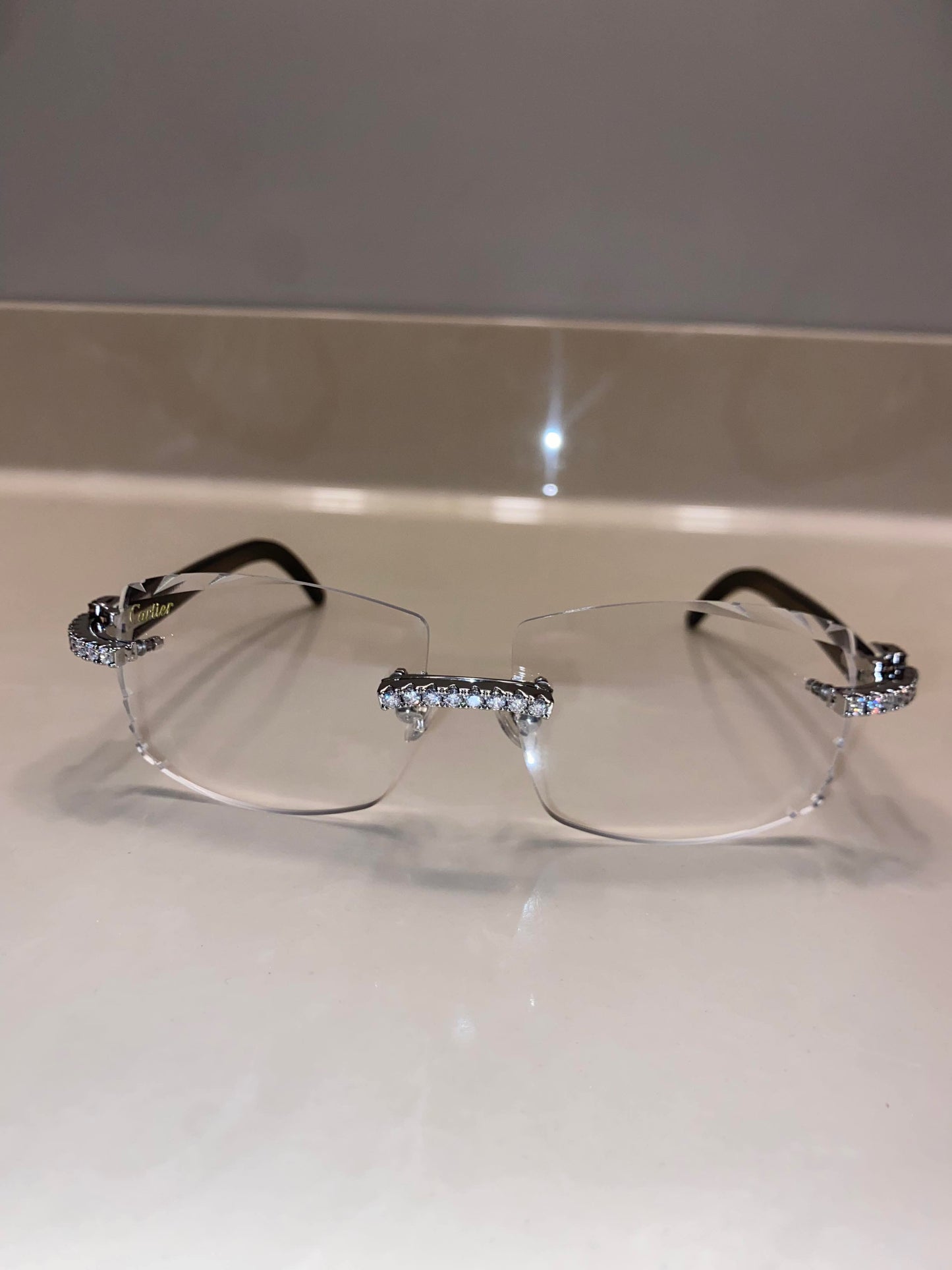 Moissanite white buffs