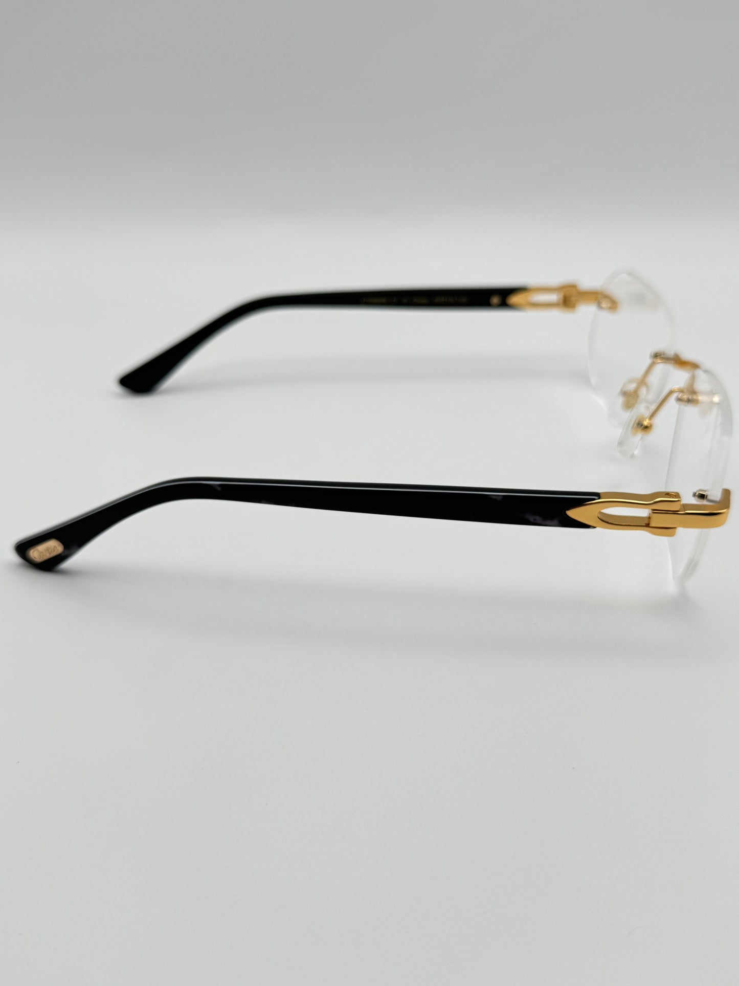 Acetate glasses