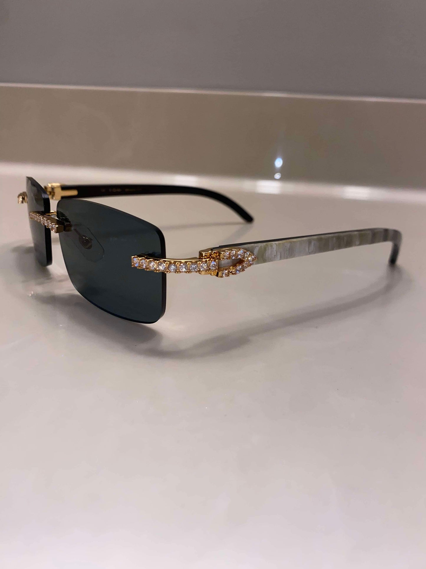 Moissanite buffs Sunglasses