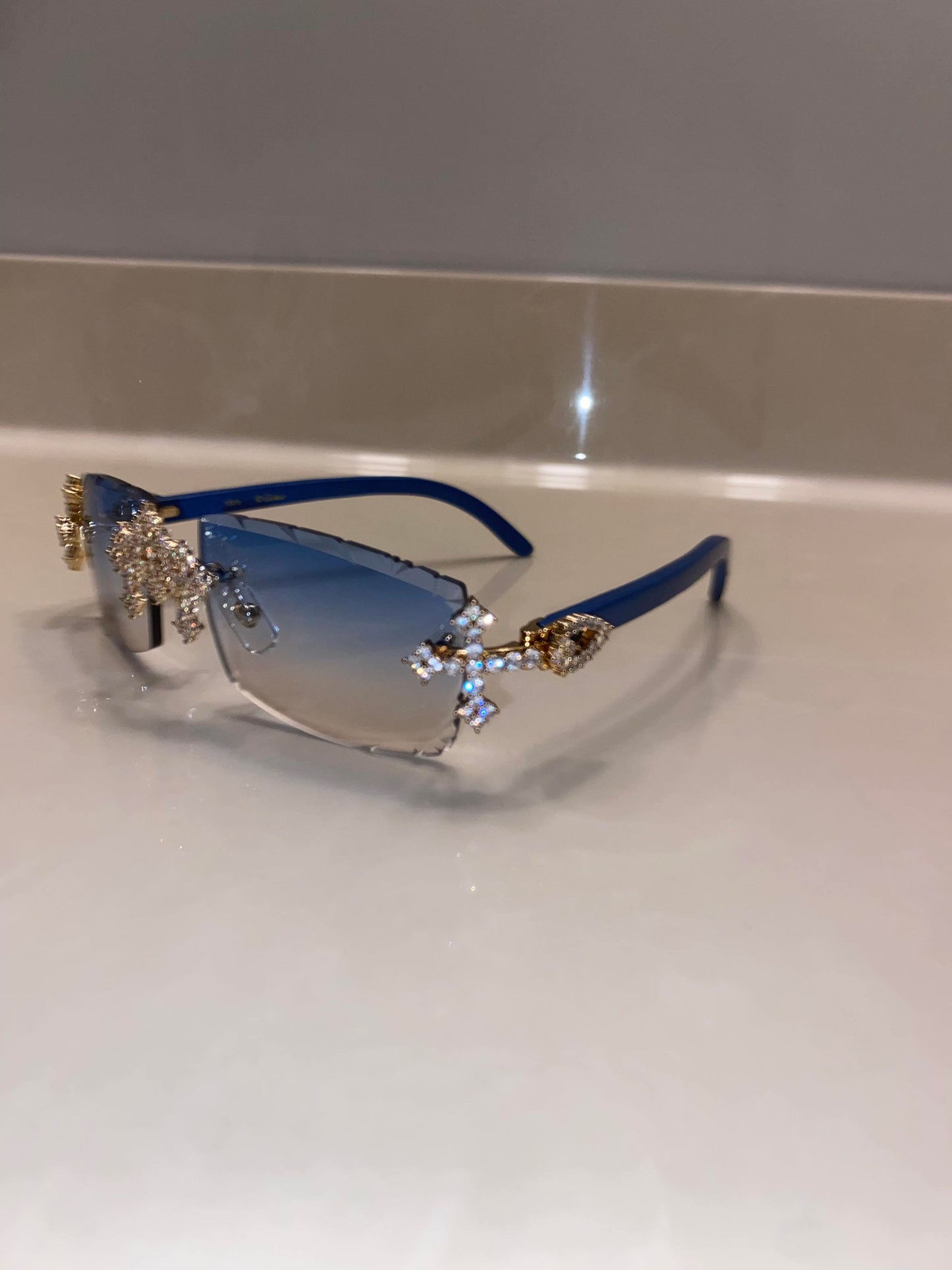 Iced out Cross glasses