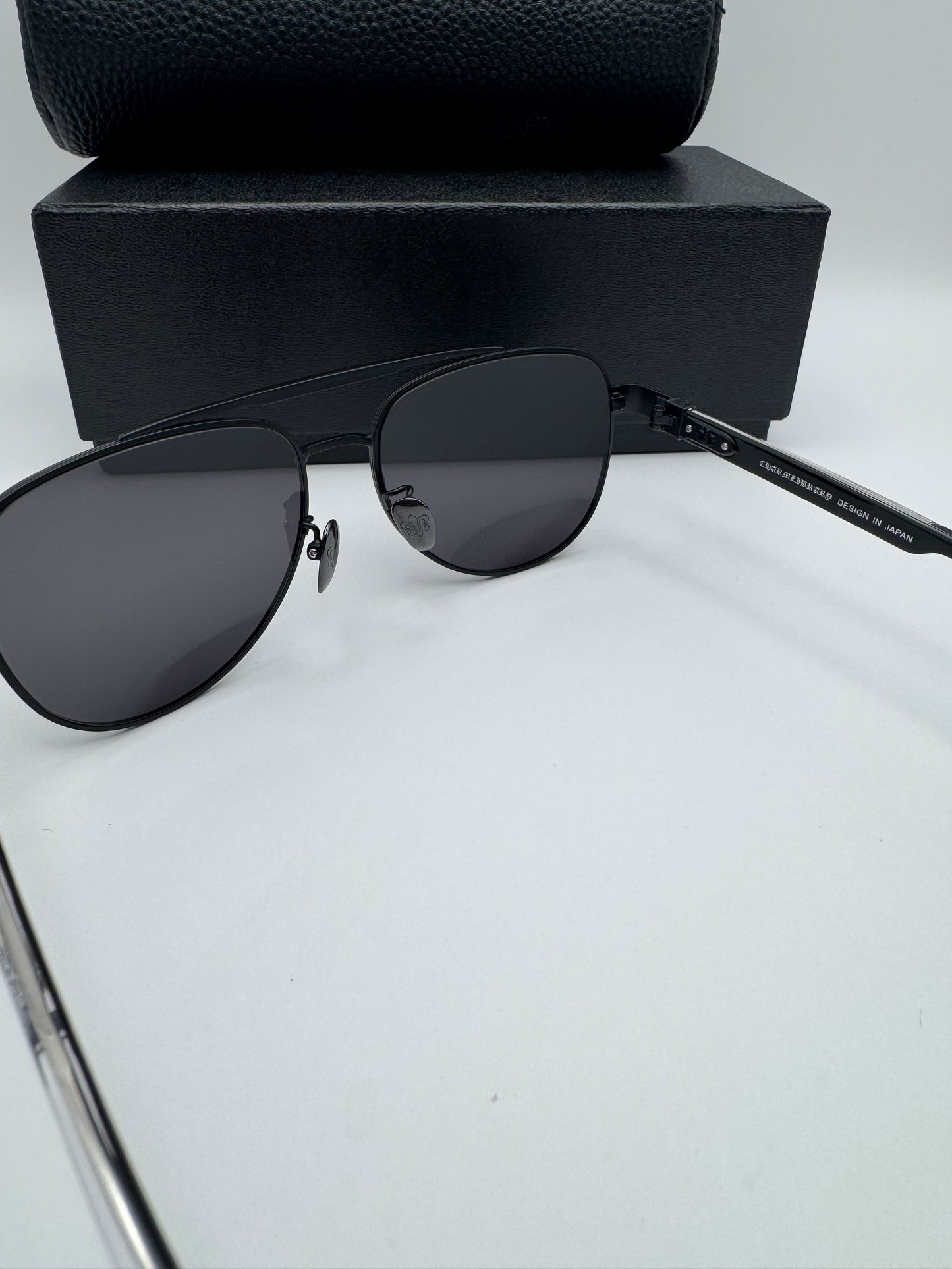 Cross glasses CH