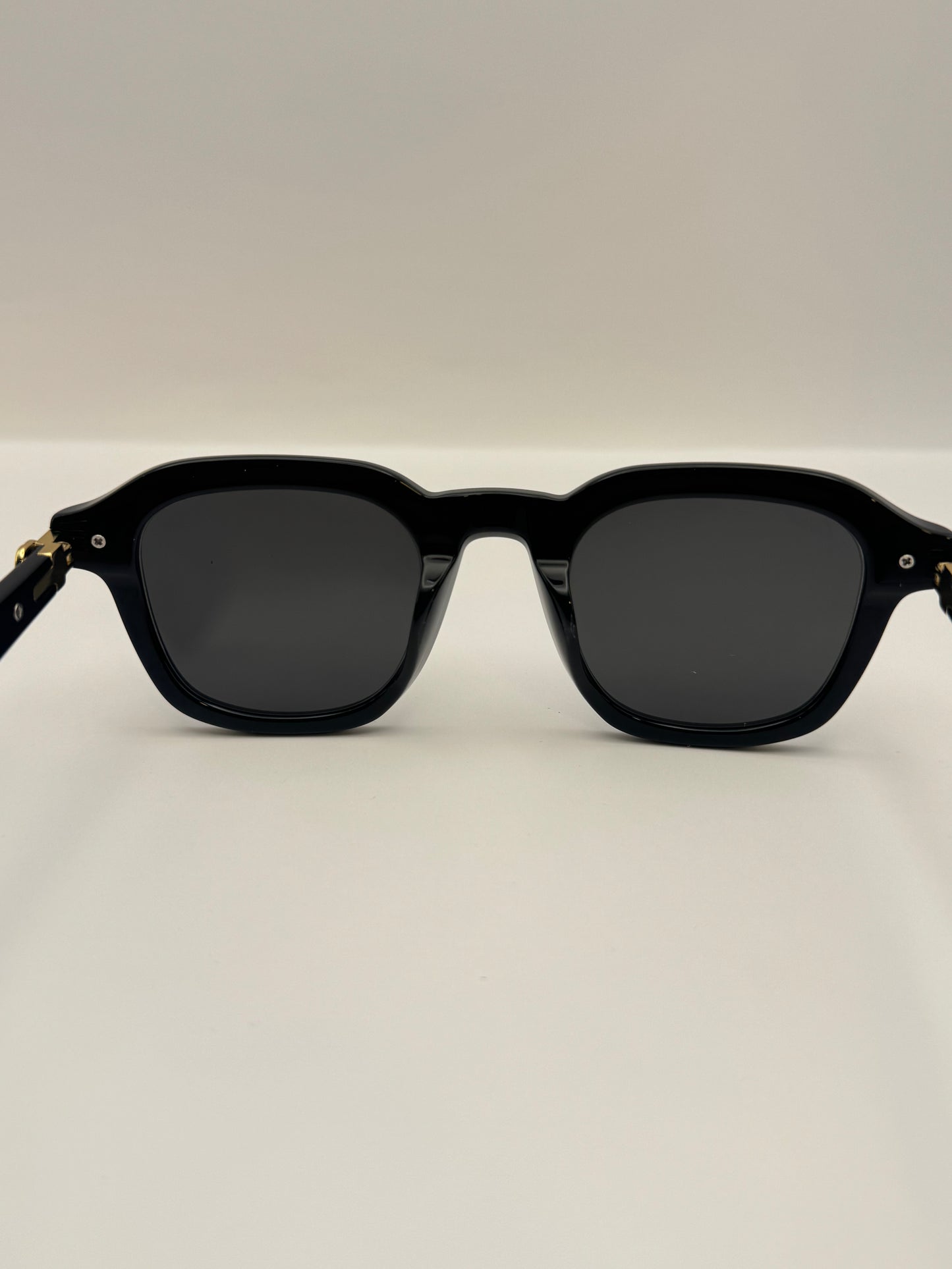 Acetate Glasses