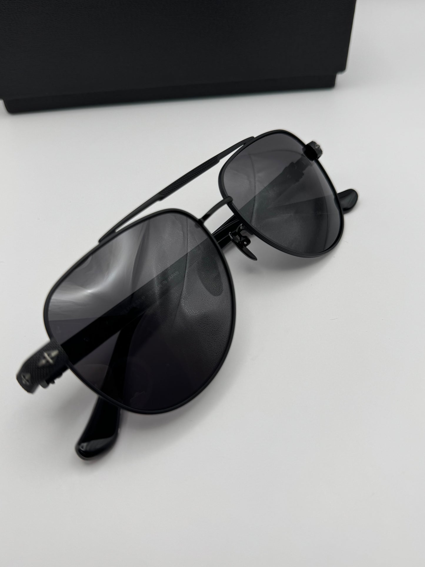 Cross glasses CH