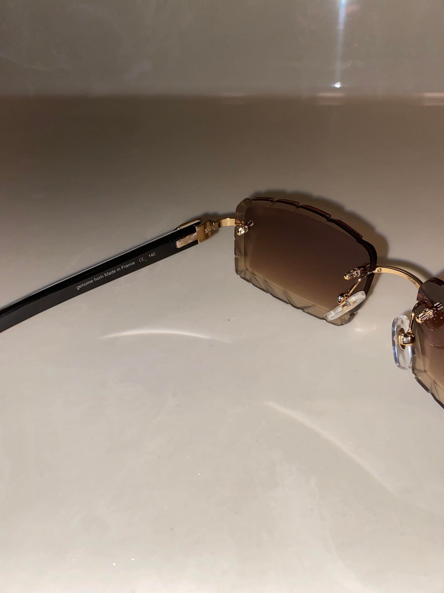 Diamond cut white buffs