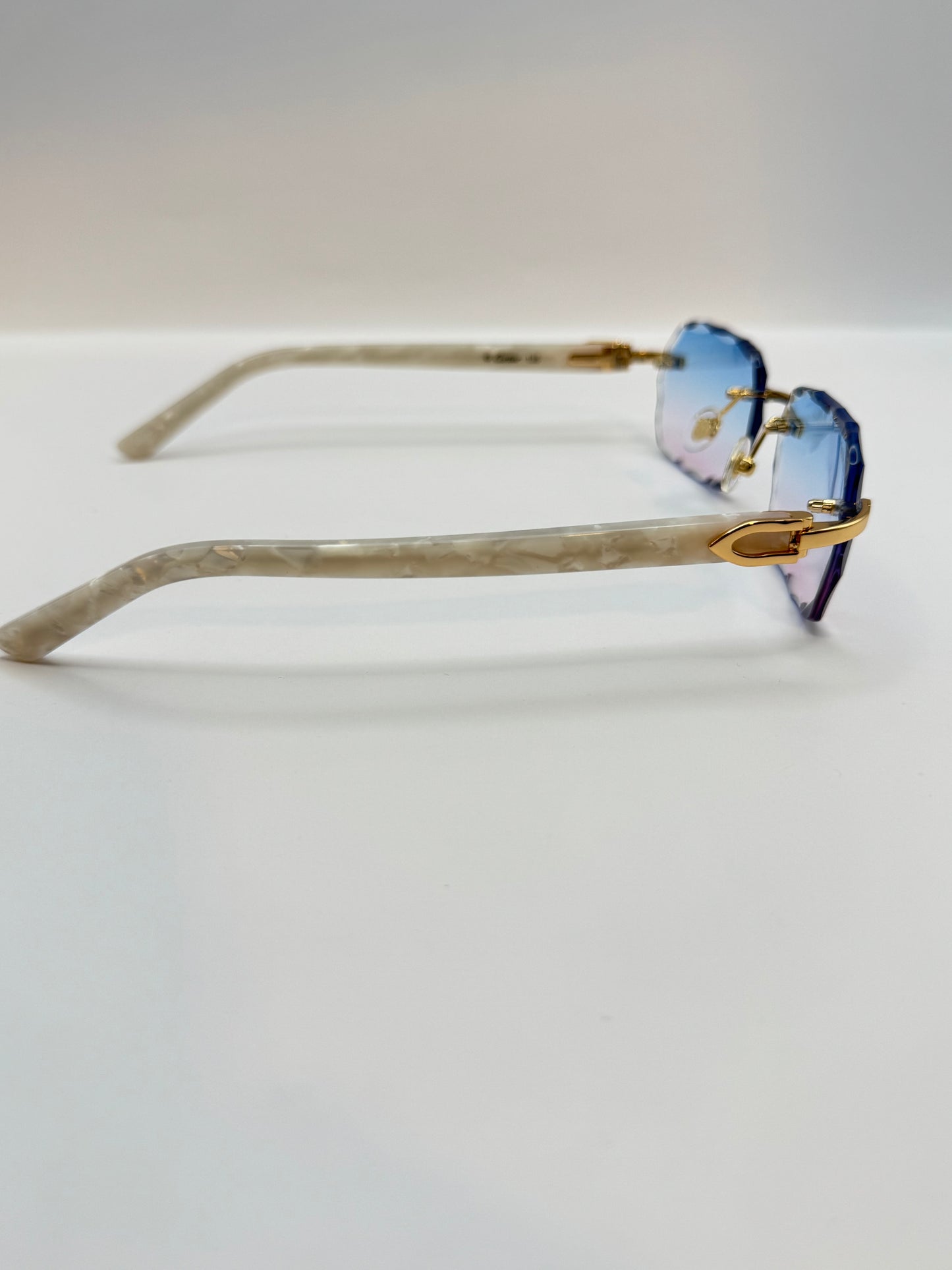 White acetate sunglasses