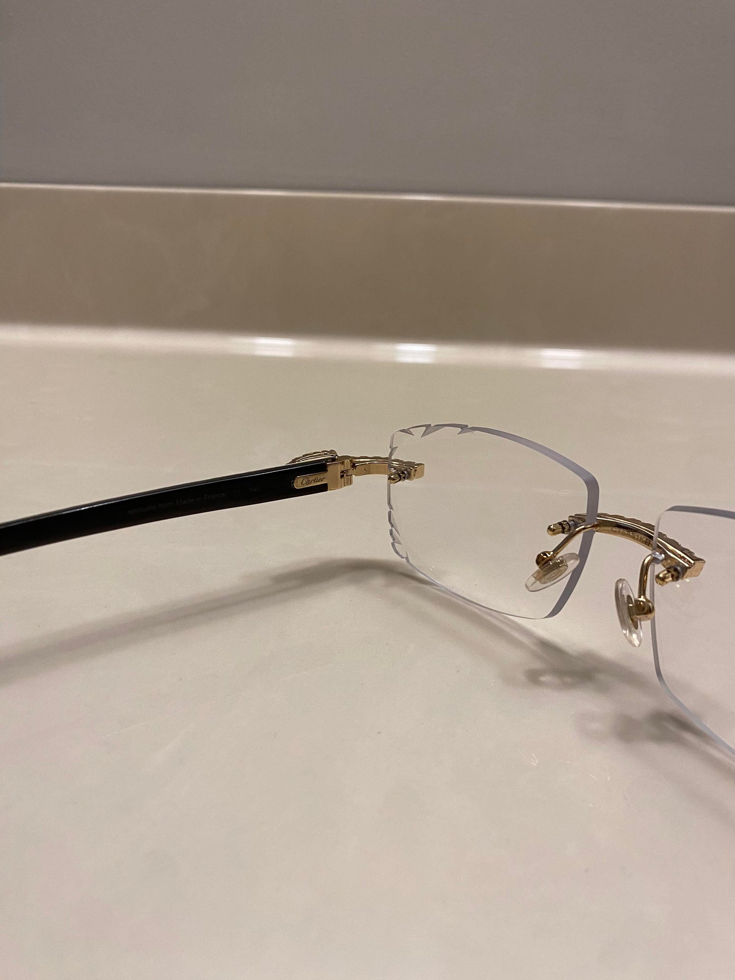 Moissanite white buffs