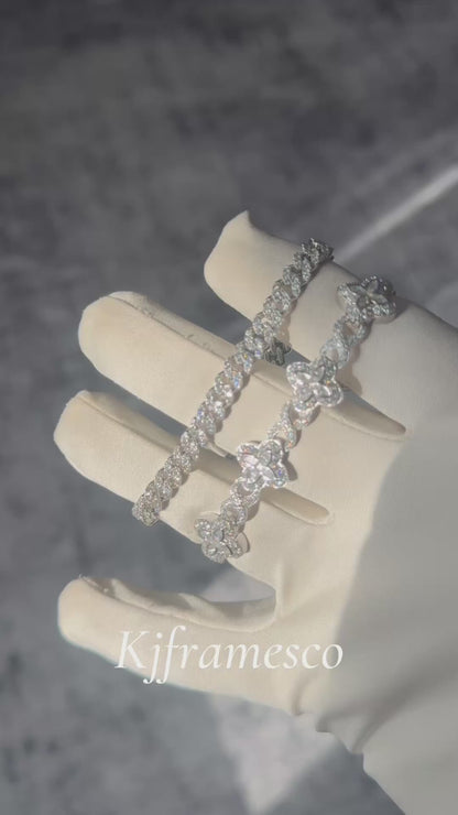 Moissanite Clover Bracelet