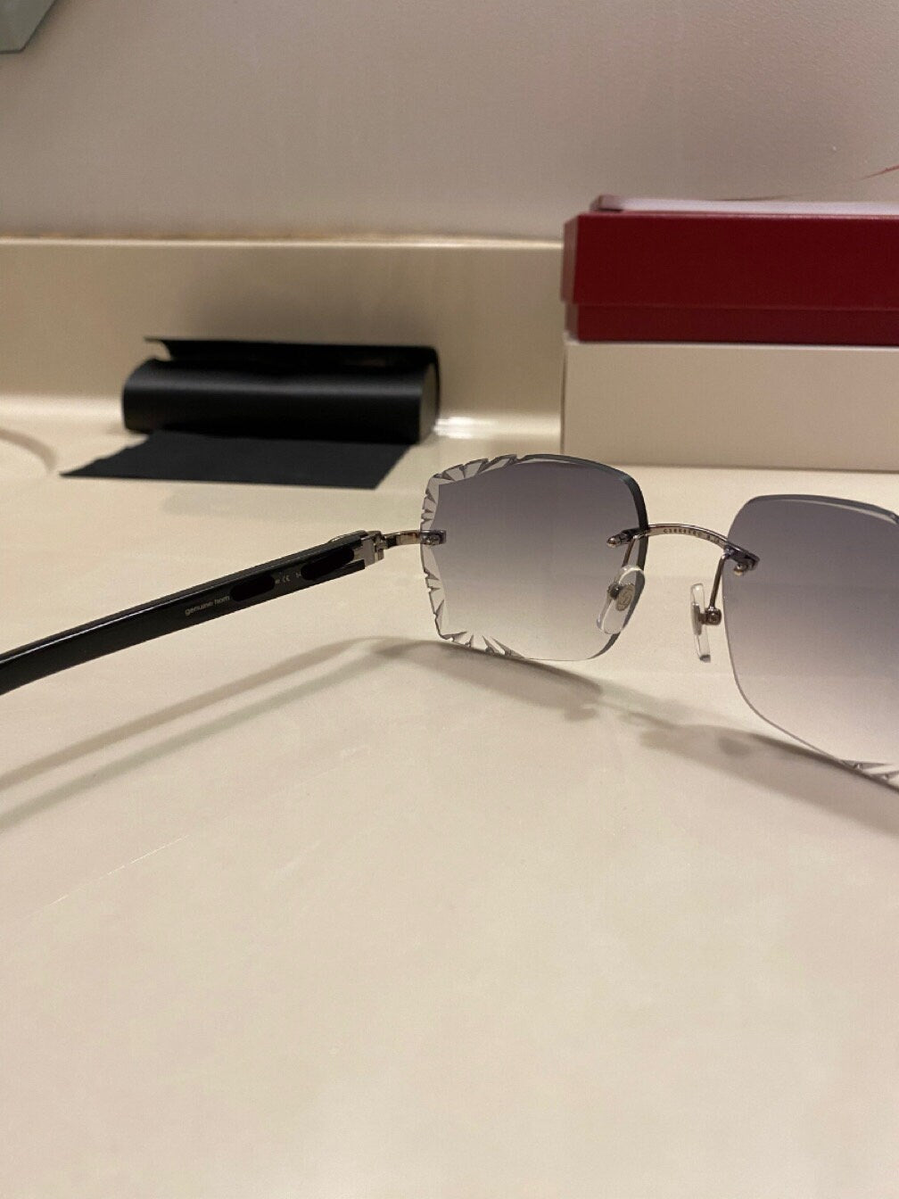 Rimless Sunglasses Black buffs